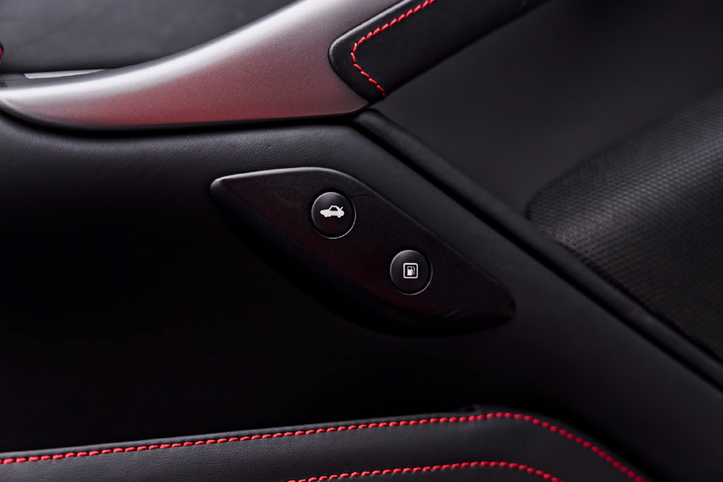 Used 2016 Ferrari F12 Berlinetta RWD image 50