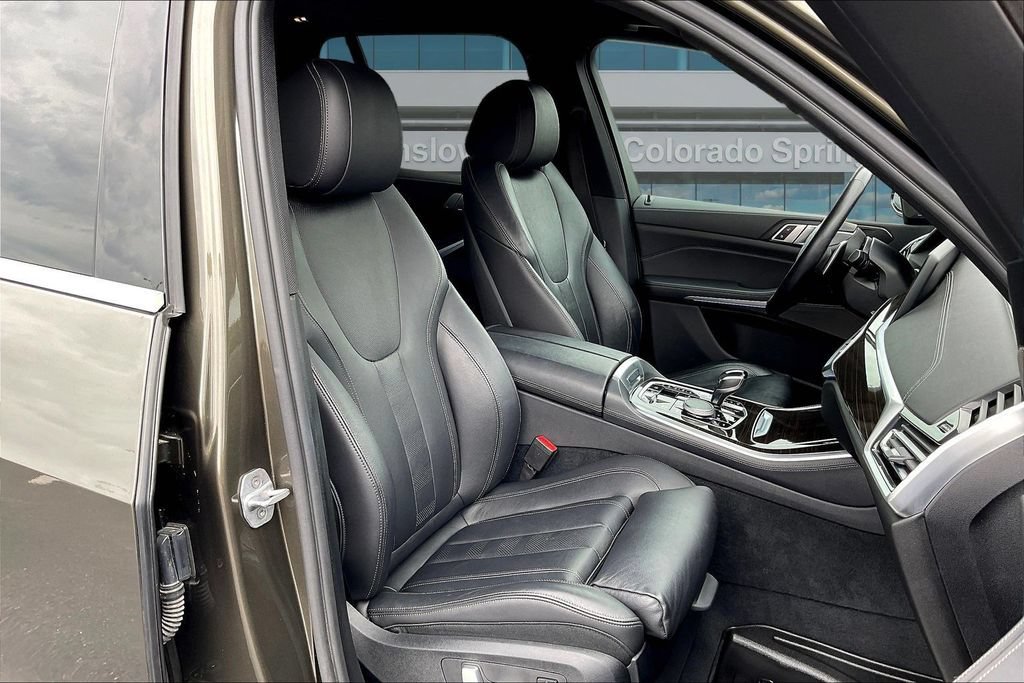 Used 2020 BMW X5 xDrive40i w/ Premium Package AWD/4WD image 29