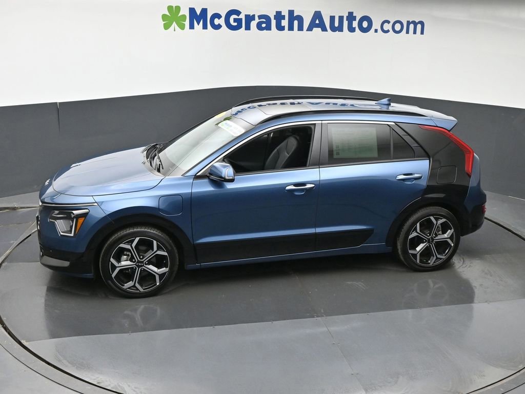 Used 2023 Kia Niro SX Touring image 21