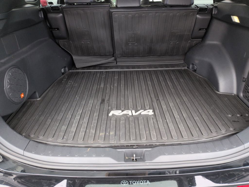 Used 2024 Toyota RAV4 XSE w/ Advanced Technology Package image 23