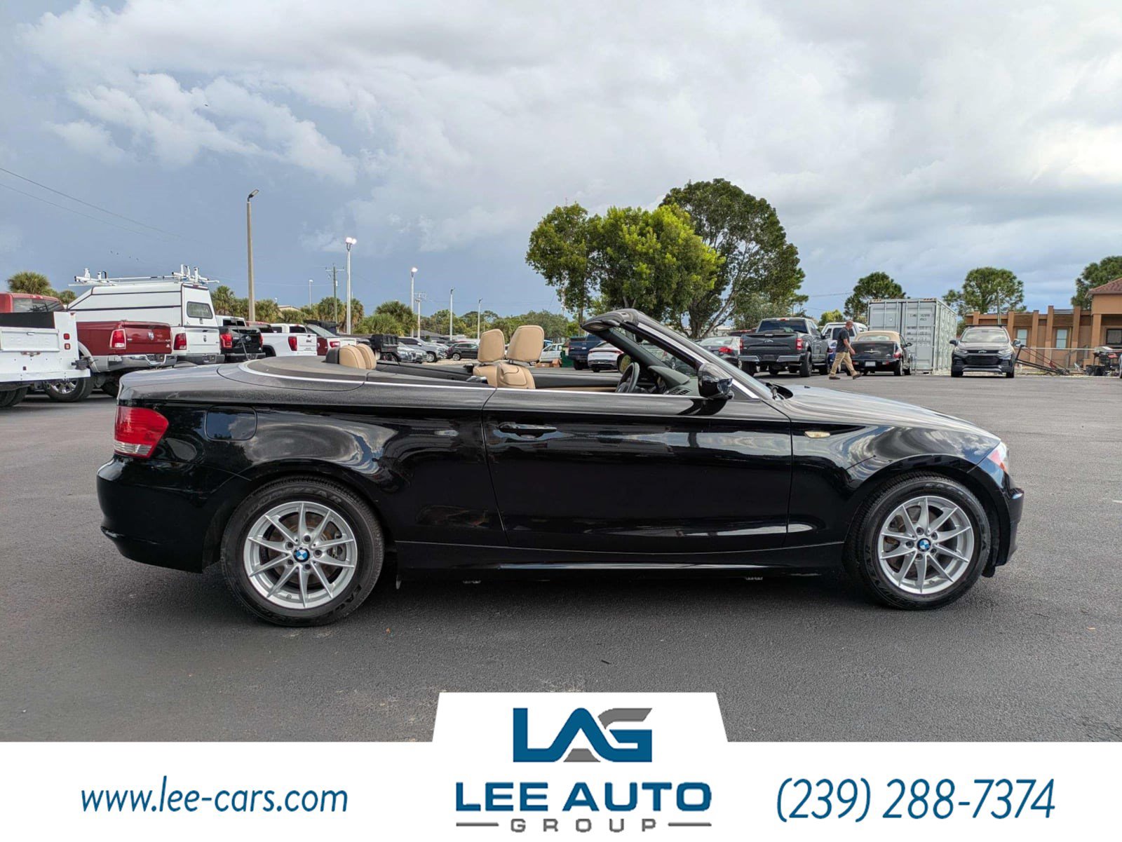 Used 2011 BMW 128i Convertible RWD image 2