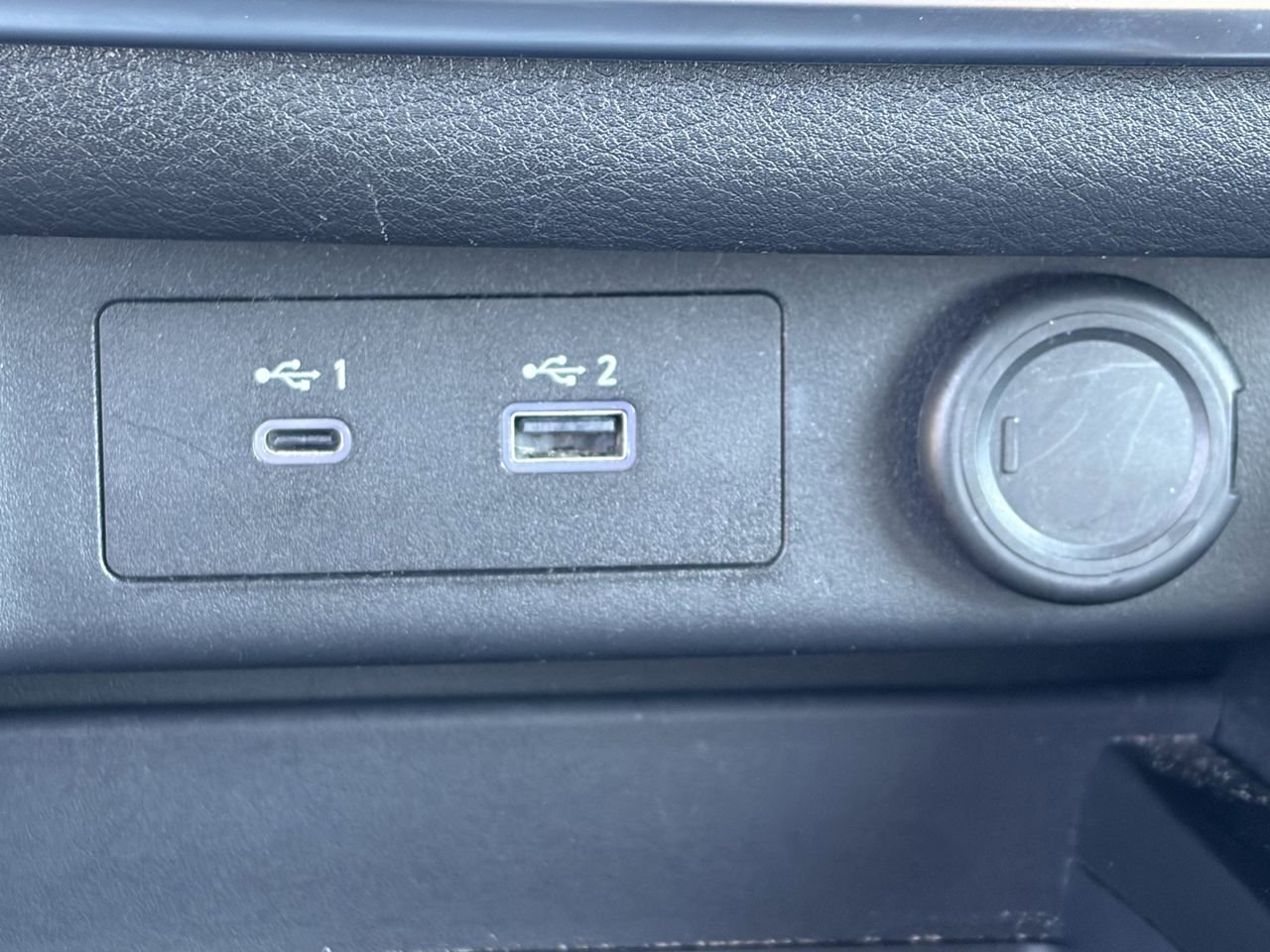 Certified 2023 Nissan Rogue SV image 17