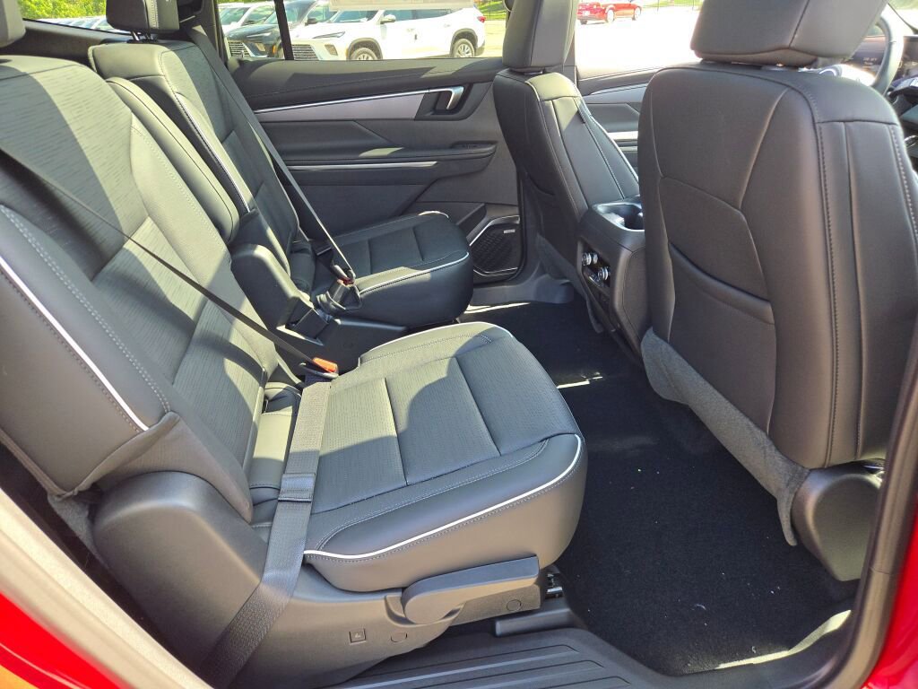 New 2026 Buick Enclave Sport Touring w/ Power Package image 11