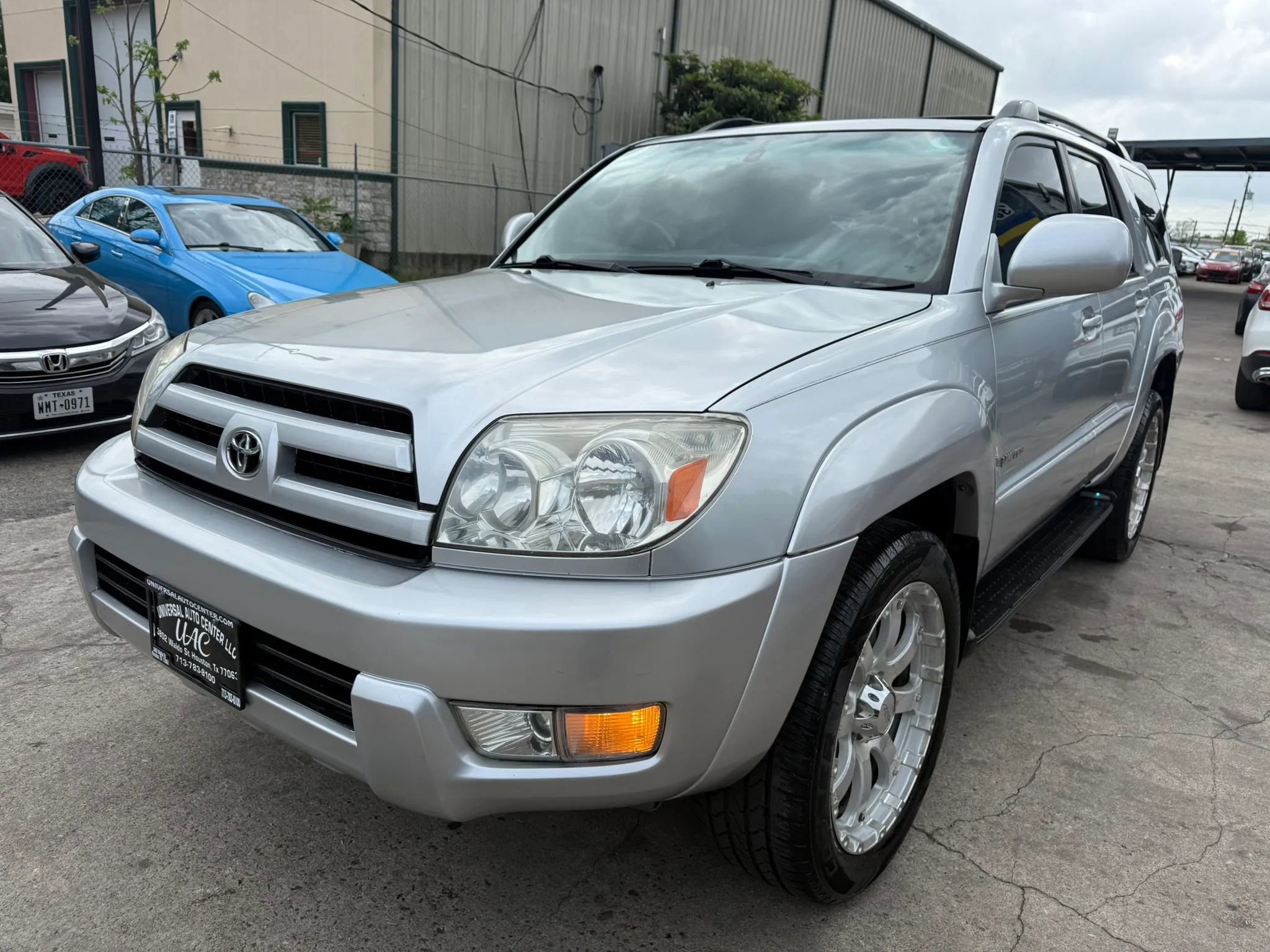 Used 2005 Toyota 4Runner Limited RWD image 3