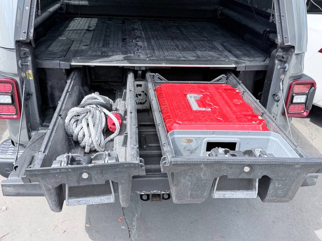 Used 2021 Jeep Gladiator Rubicon AWD/4WD image 6