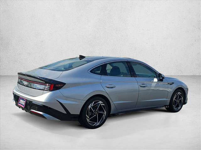 Used 2024 Hyundai Sonata SEL w/ Convenience Package image 5