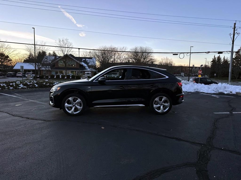 Used 2023 Audi Q5 2.0T Premium Plus w/ Premium Plus Package image 4