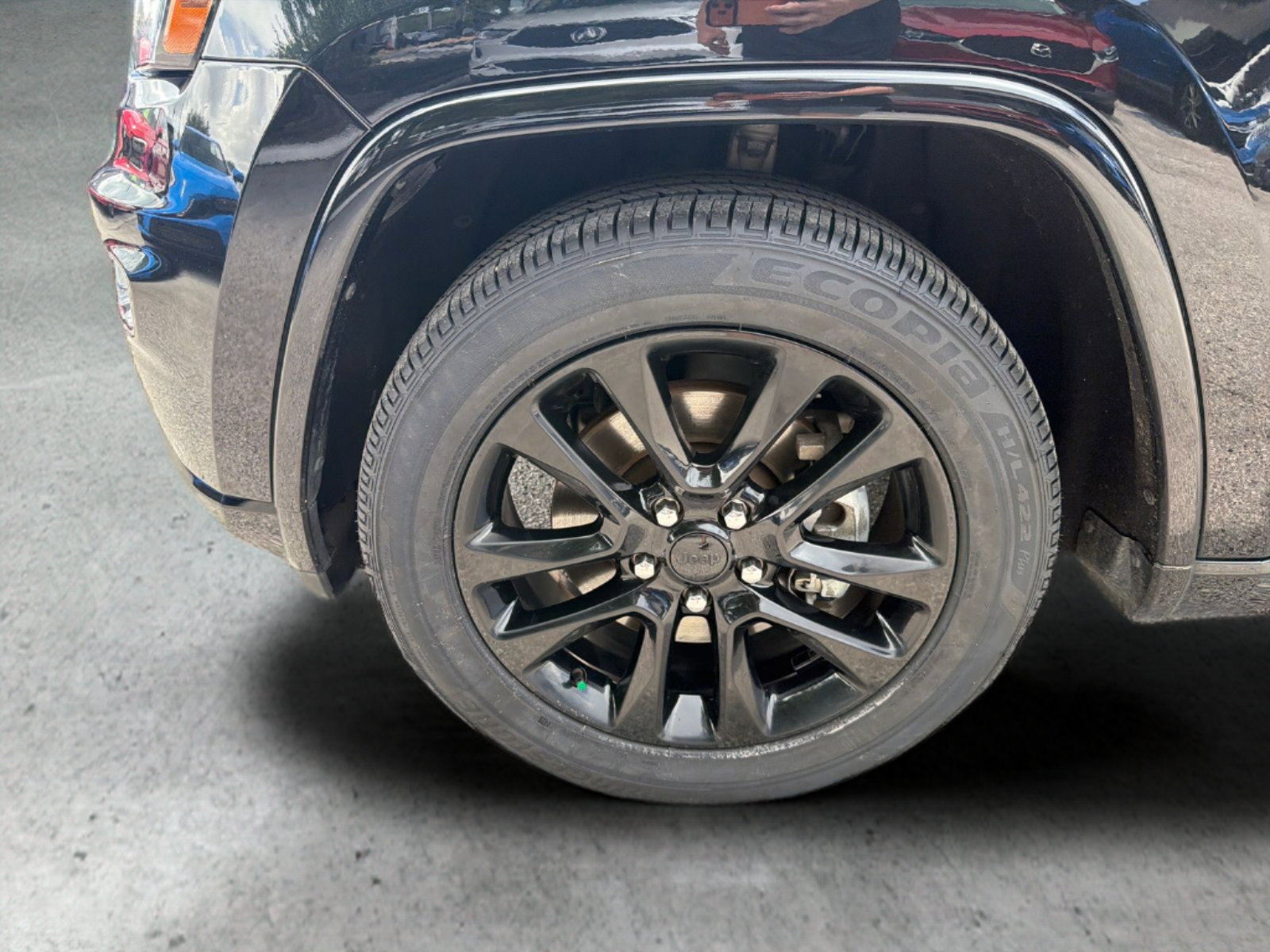 Used 2021 Jeep Grand Cherokee Laredo X RWD image 10