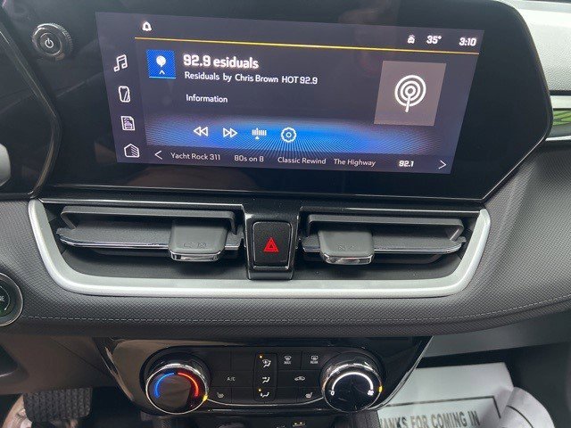 Certified 2024 Chevrolet TrailBlazer LT w/ LT Cold Weather Package image 21