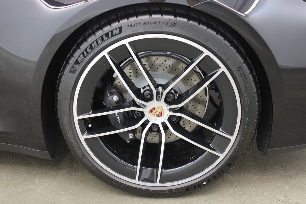 New 2026 Porsche 911 Carrera T image 13