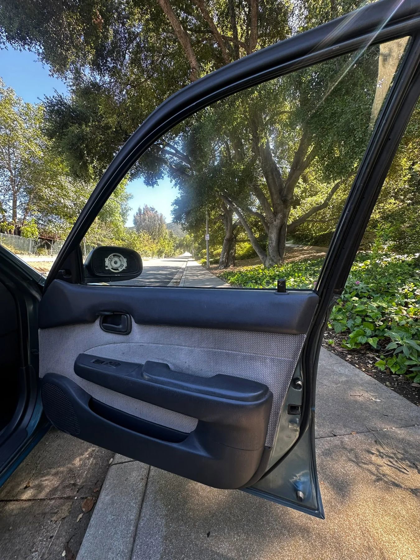 Used 1995 Toyota Corolla DX FWD image 23