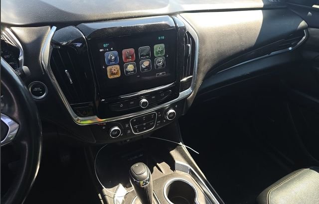 Used 2019 Chevrolet Traverse Premier w/ Redline Edition FWD image 11