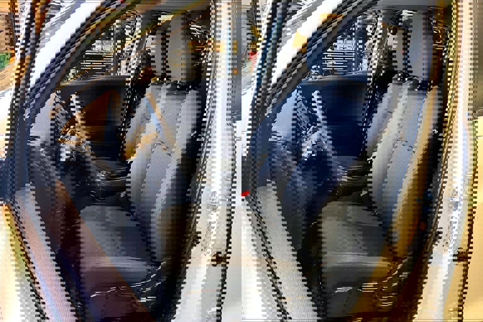 Used 2022 Honda HR-V EX image 8