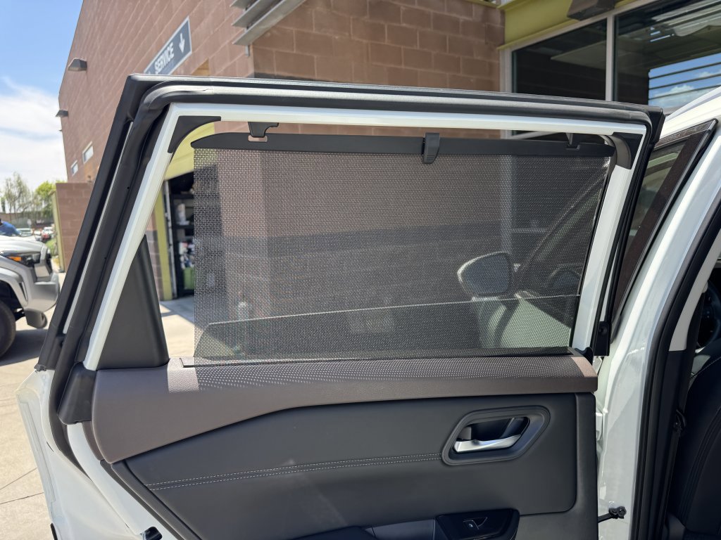 Used 2023 Nissan Rogue SL w/ SL Premium Package image 35