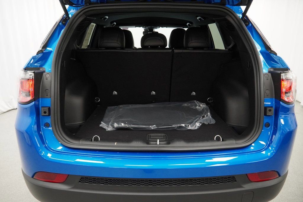 New 2026 Jeep Compass Latitude image 32