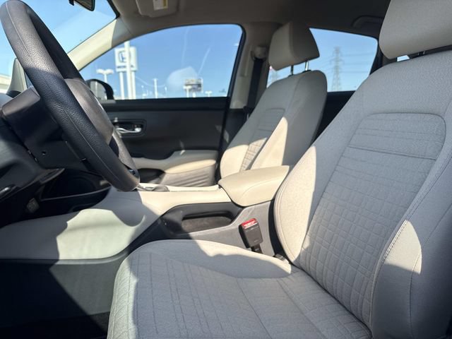 Certified 2027 Honda HR-V LX image 7