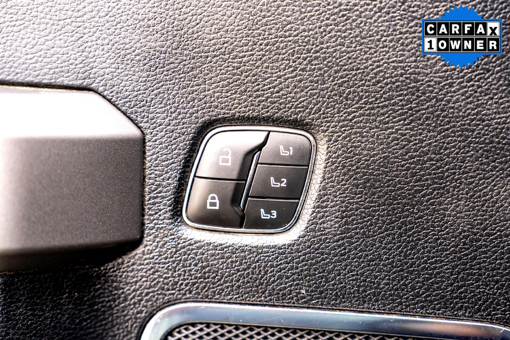 Used 2021 Ford F450 Platinum w/ FX4 Off-Road Package image 15