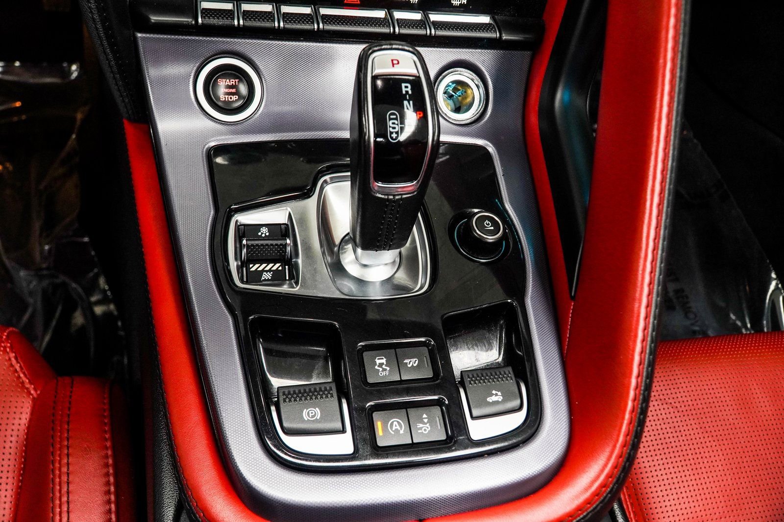 Used 2019 Jaguar F-TYPE Convertible image 20