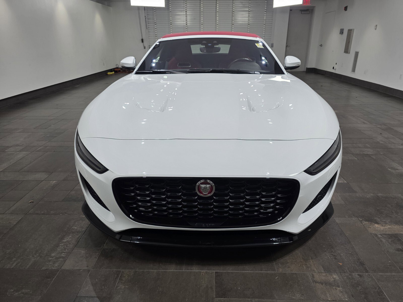Used 2021 Jaguar F-TYPE Convertible image 24