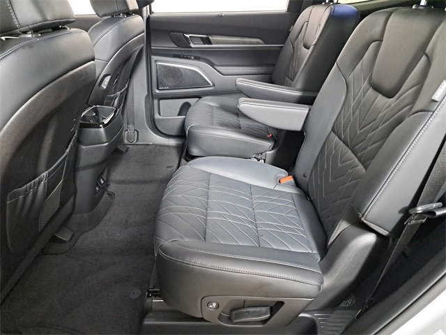 Used 2025 Kia Telluride SX Prestige X-Line image 12