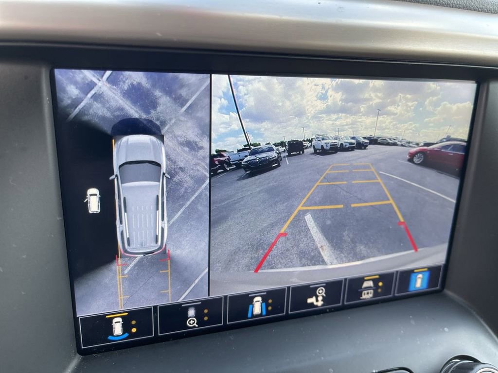 Used 2022 GMC Acadia Denali w/ Denali Ultimate Package image 17