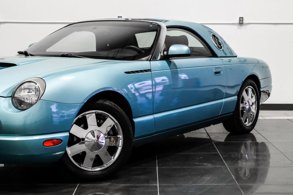 Used 2002 Ford Thunderbird RWD image 8