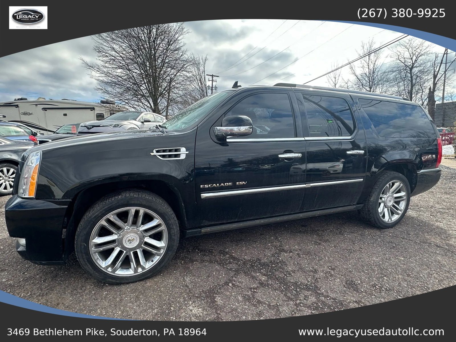 Used 2011 Cadillac Escalade ESV Platinum image 3