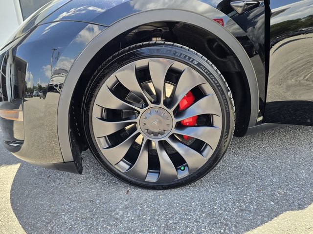 Used 2022 Tesla Model Y Performance AWD/4WD image 28