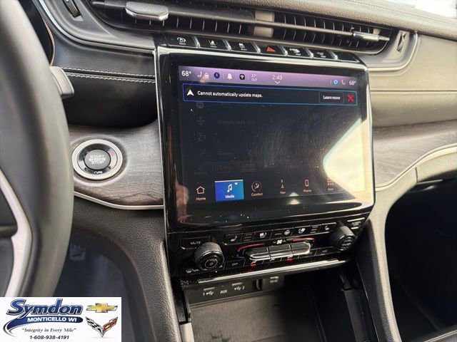 Used 2023 Jeep Grand Cherokee L Limited w/ Luxury Tech Group II image 12