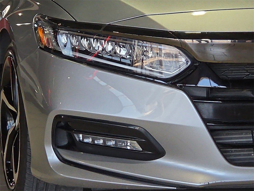 Used 2020 Honda Accord Sport image 9