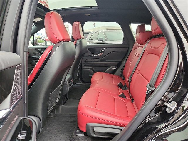 New 2024 Lincoln Corsair Grand Touring w/ Rear Removable Package Tray image 5