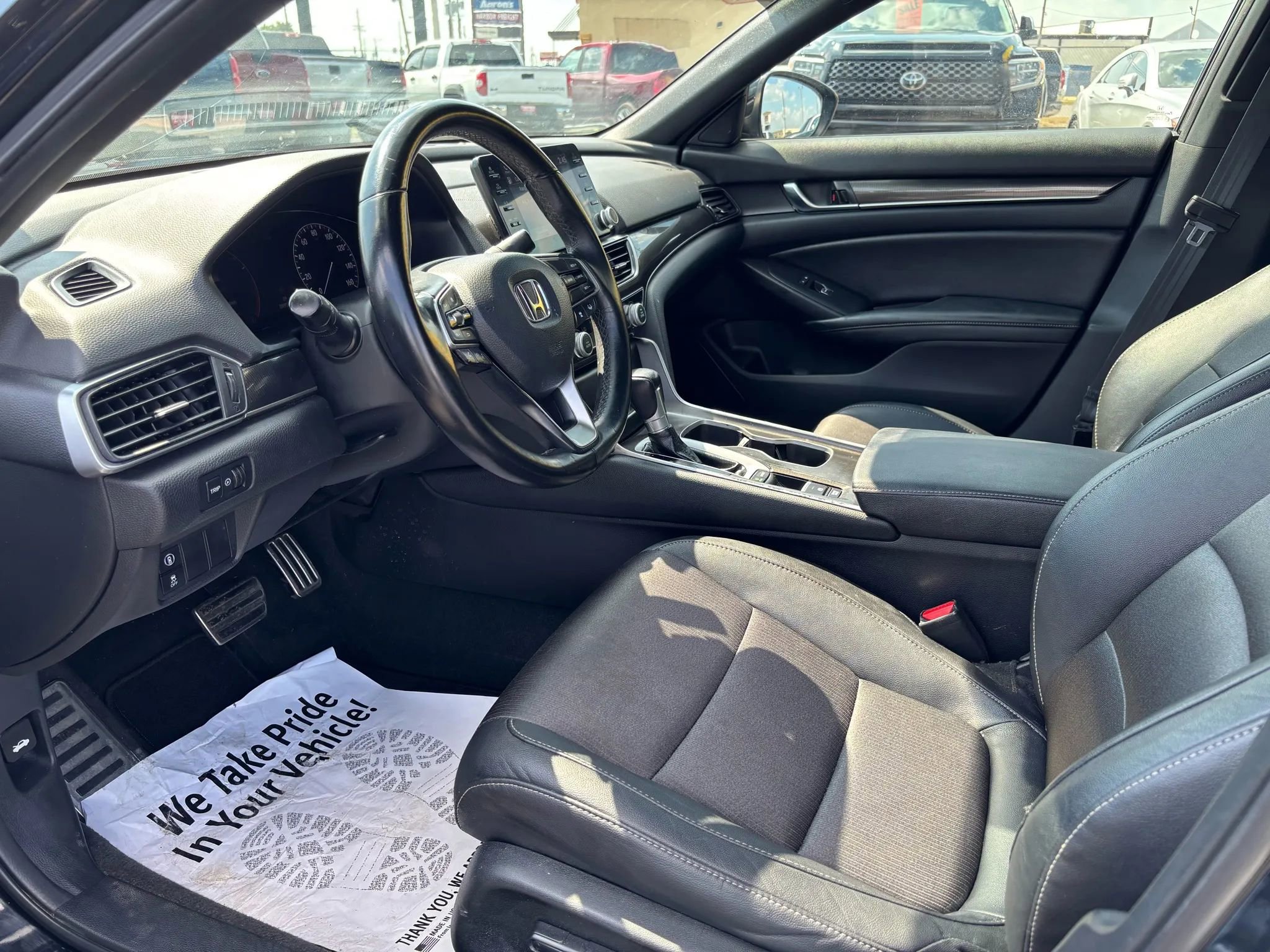 Used 2019 Honda Accord Sport image 4