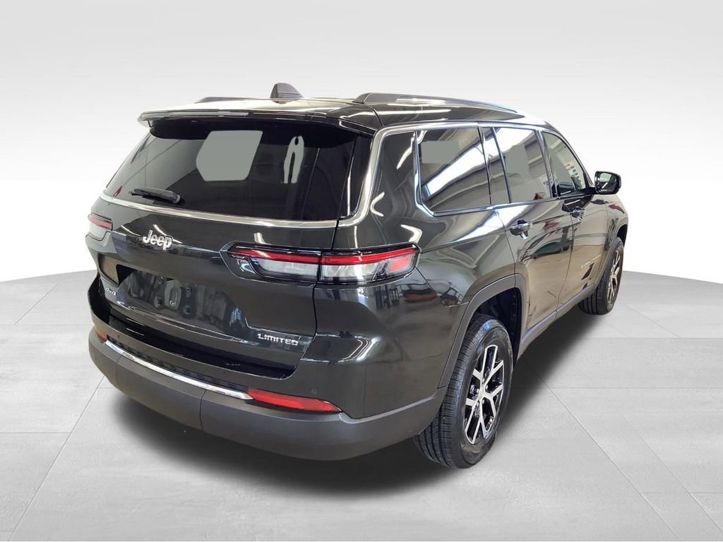 Used 2023 Jeep Grand Cherokee L Limited AWD/4WD image 6