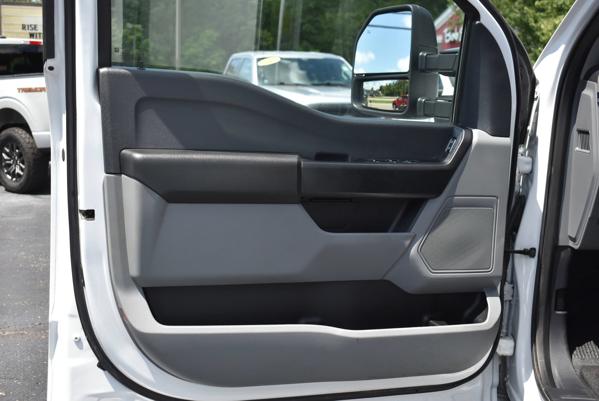Used 2026 Ford F250 XL AWD/4WD image 11