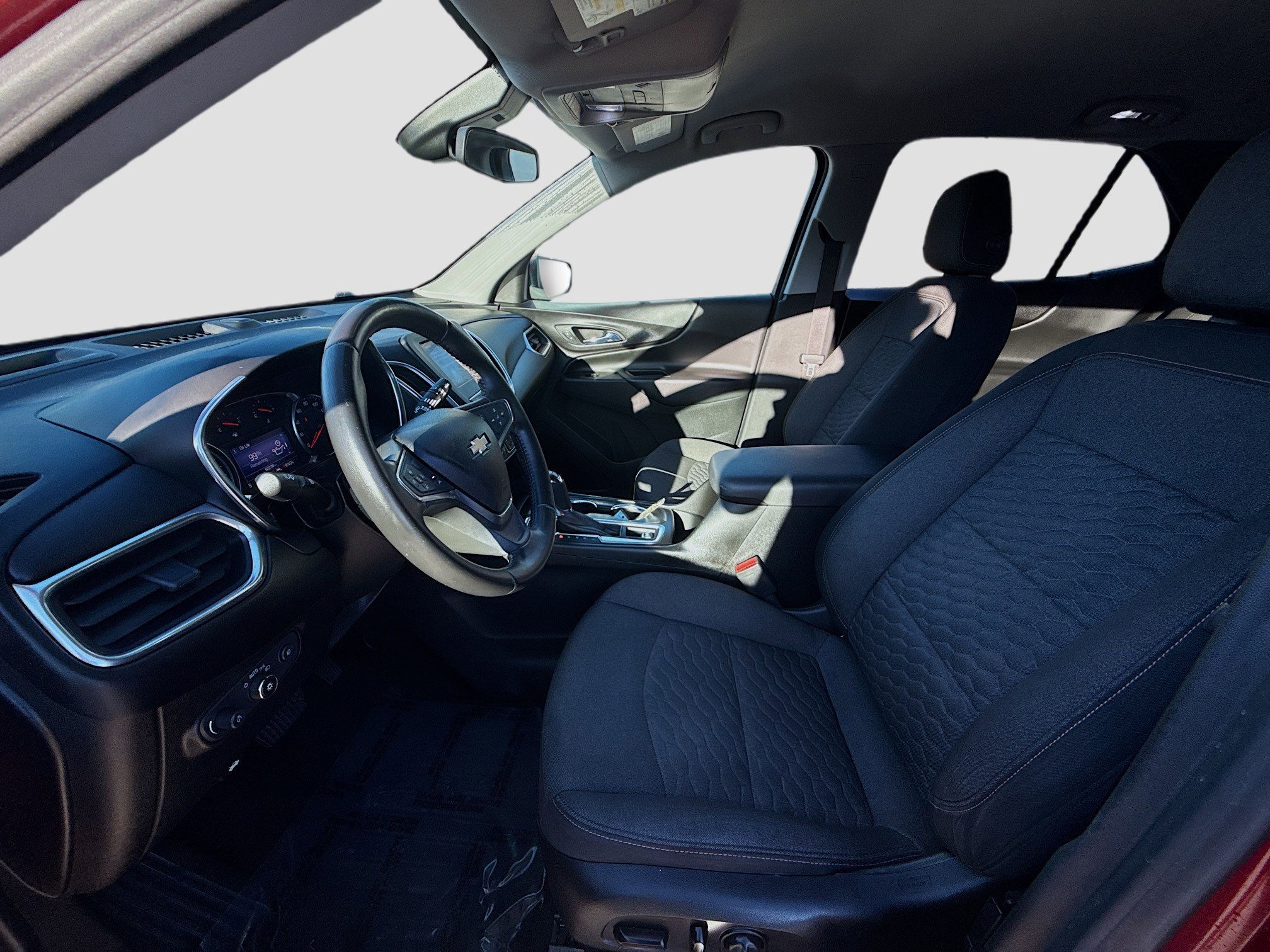 Used 2020 Chevrolet Equinox LT image 18