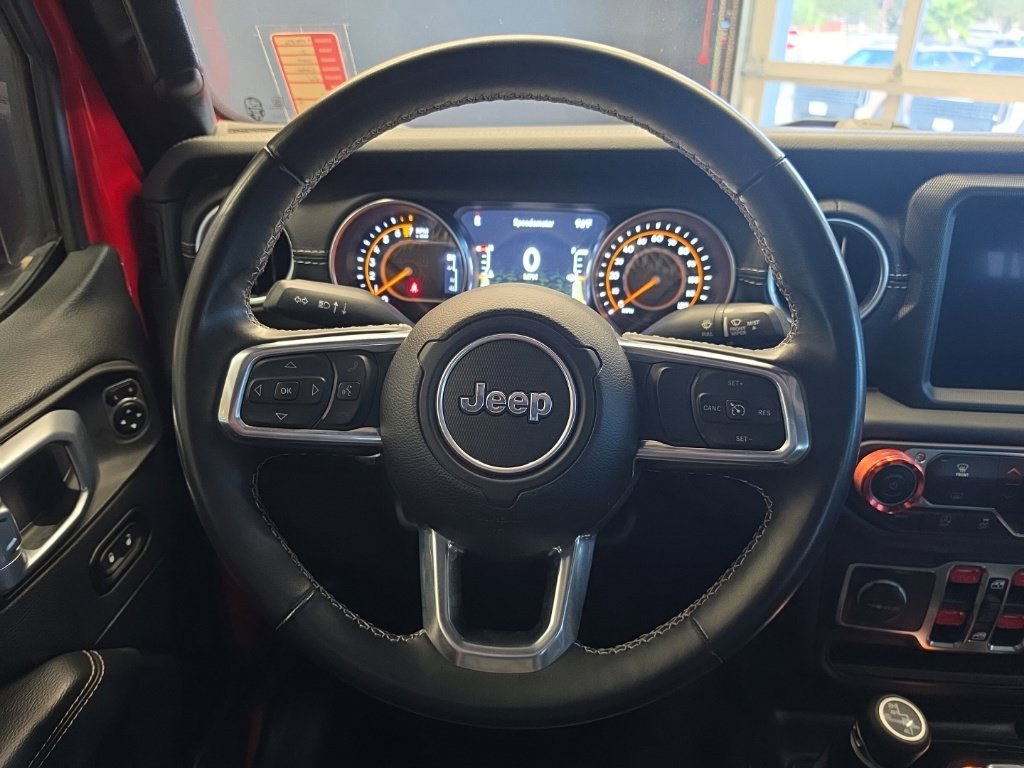 Used 2021 Jeep Gladiator Overland w/ Popular Equipment Package AWD/4WD image 21