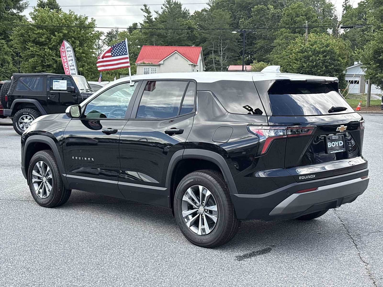 New 2026 Chevrolet Equinox LT FWD image 8