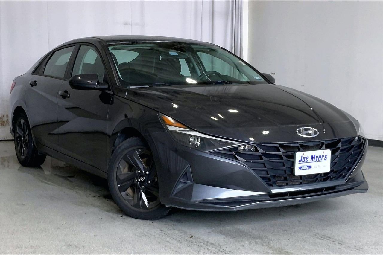 Used 2021 Hyundai Elantra SEL image 1