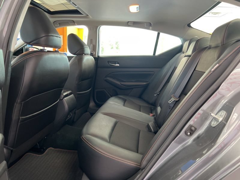 Used 2019 Nissan Altima 2.5 SR w/ SR Premium Package FWD image 15