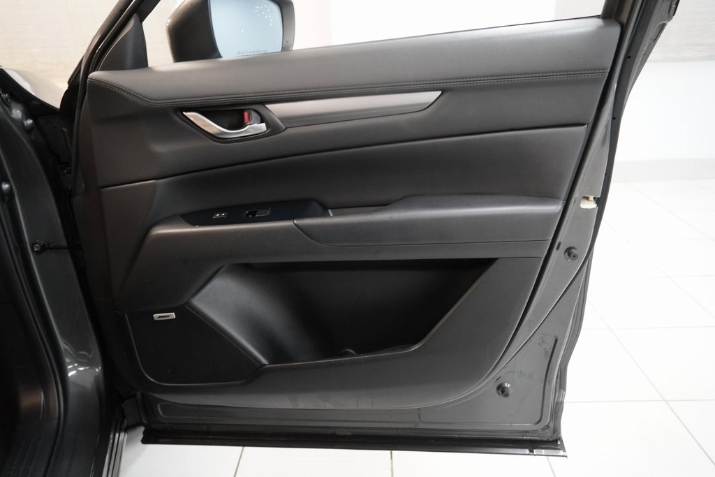 Used 2017 MAZDA CX-5 Touring w/ Preferred Equipment Package image 32