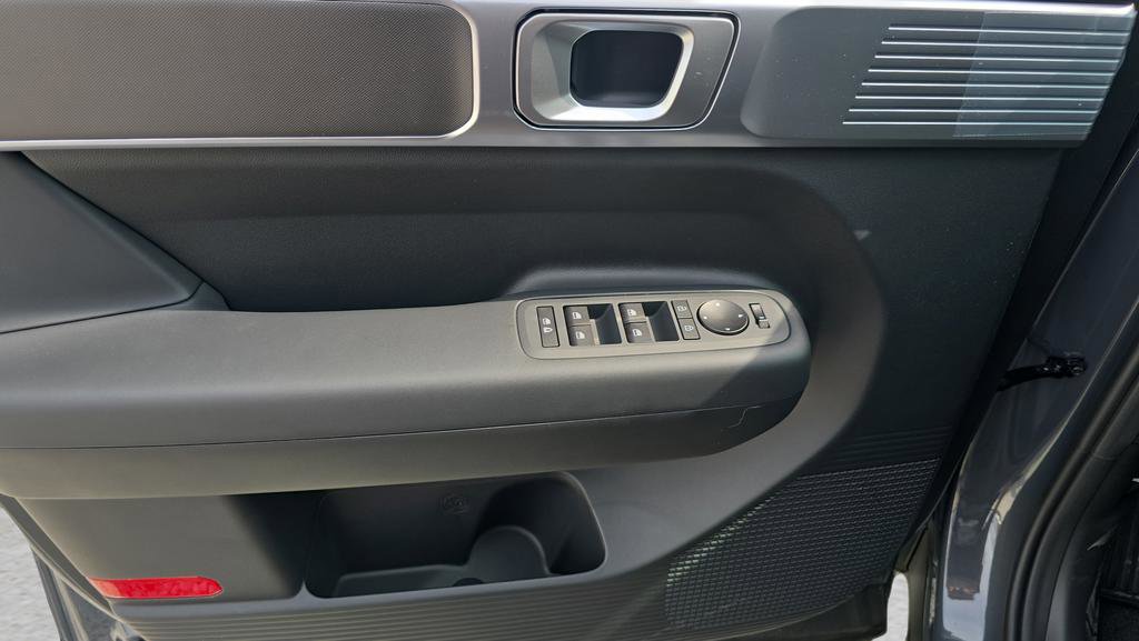 New 2026 Hyundai Santa Fe SE FWD image 16