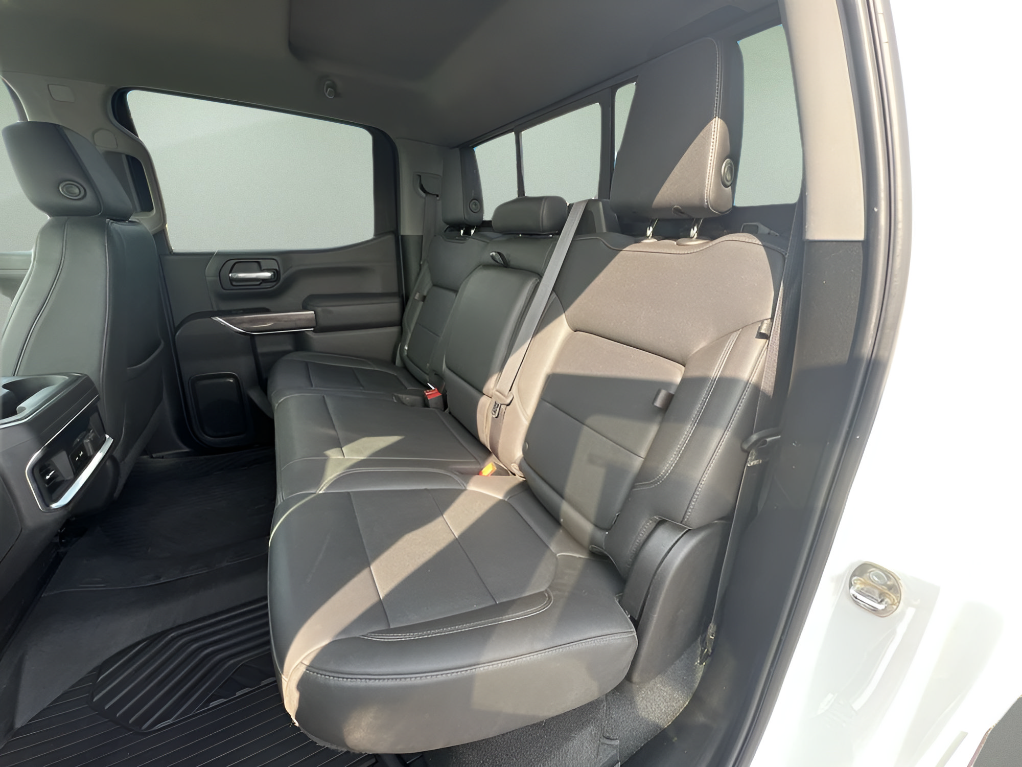 Certified 2022 Chevrolet Silverado 1500 LTZ AWD/4WD image 25