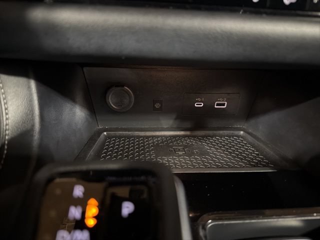 Used 2025 Nissan Pathfinder SL AWD/4WD image 30