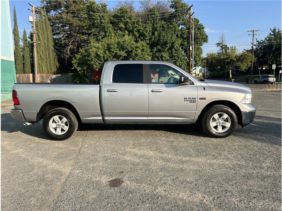 Used 2019 RAM 1500 Classic SLT RWD image 7
