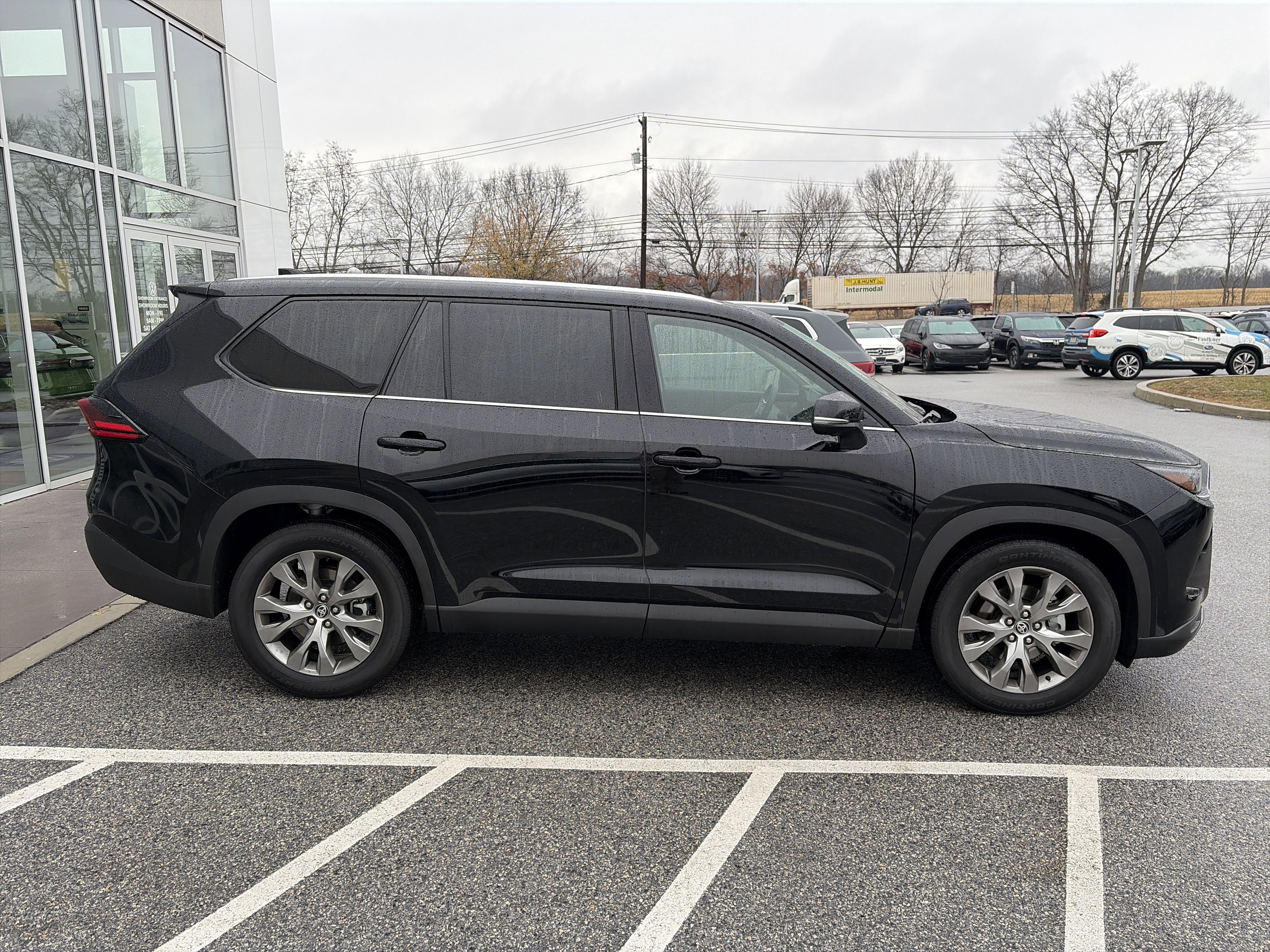 Used 2025 Toyota Grand Highlander AWD Hybrid image 4