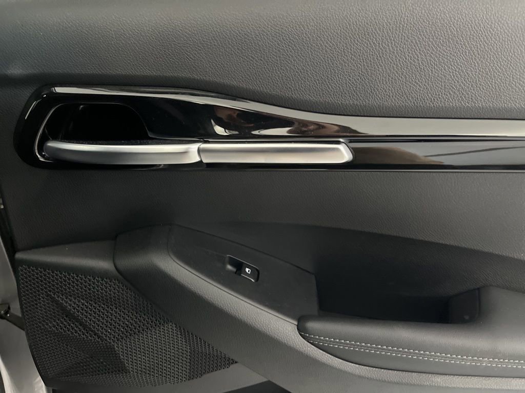 Used 2024 Kia Seltos S image 55