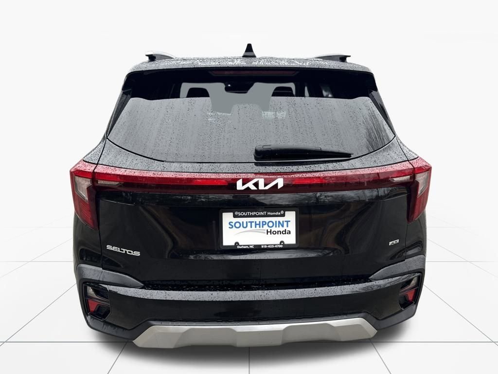 Used 2024 Kia Seltos EX image 7