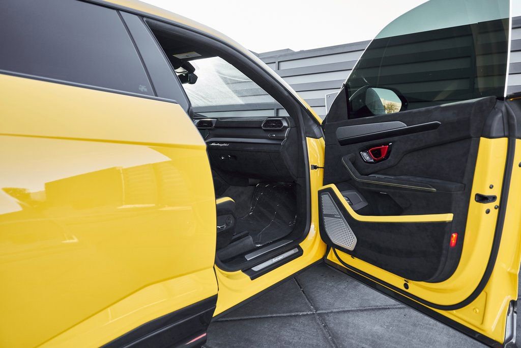 Used 2024 Lamborghini Urus Performante image 23