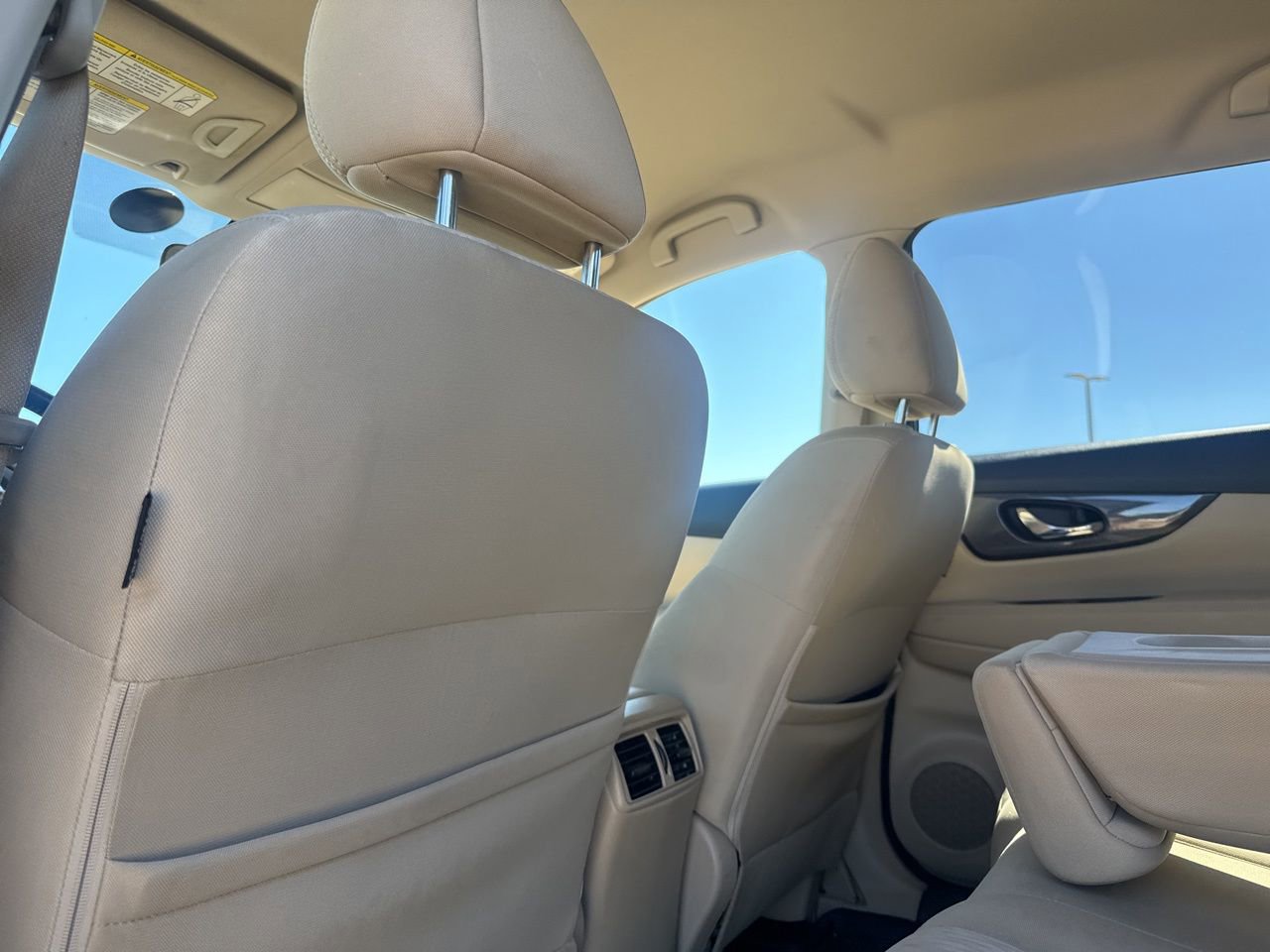 Used 2020 Nissan Rogue SV w/ Premium Package image 38