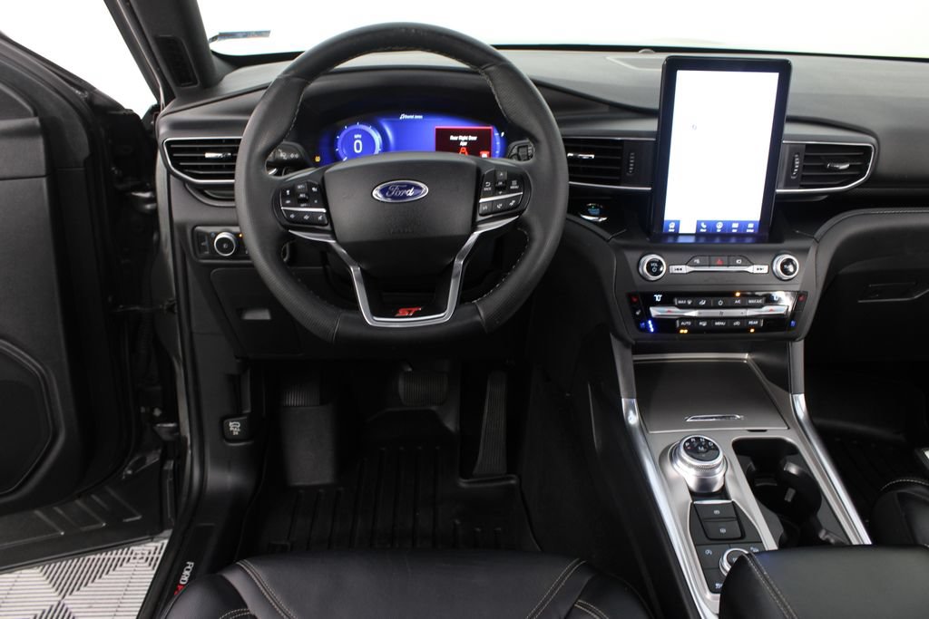 Used 2020 Ford Explorer ST w/ ST Street Pack AWD/4WD image 12